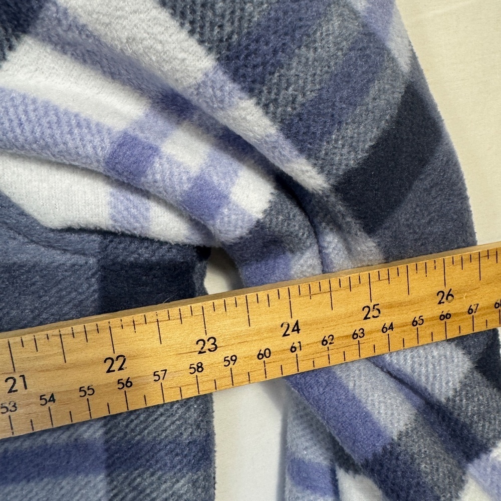Real Tree Shirt Jacket Womens Size Large Purple Camo Flannel Plaid Sherpa Lined - Picture 4 of 8